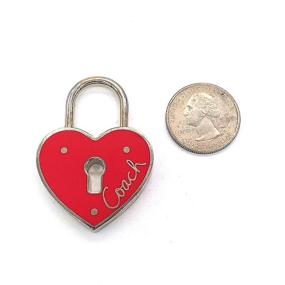 Vintage COACH Red Enamel Heart Lock Love Keychain Purse Fob charm. - Picture 7 of 8
